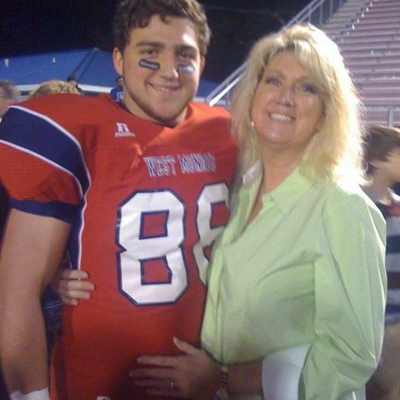 Meet your Posher, Kelli - Picture 1 of 1