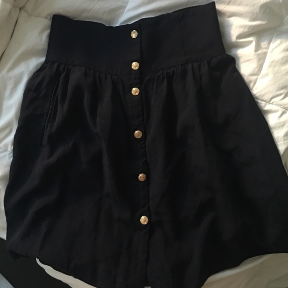 High waisted gold bottom mini skirt