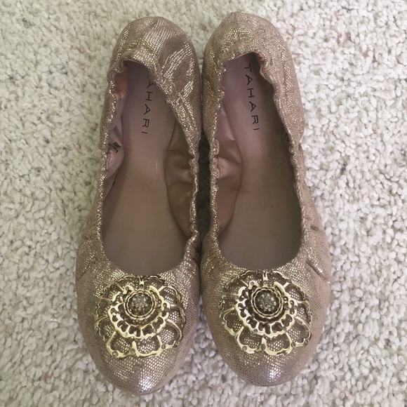 Elie Tahari Vanna Gold Ballet Flats - Picture 1 of 4