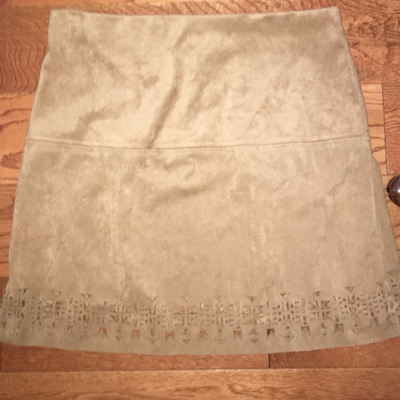 Boho suede skirt - Picture 1 of 3