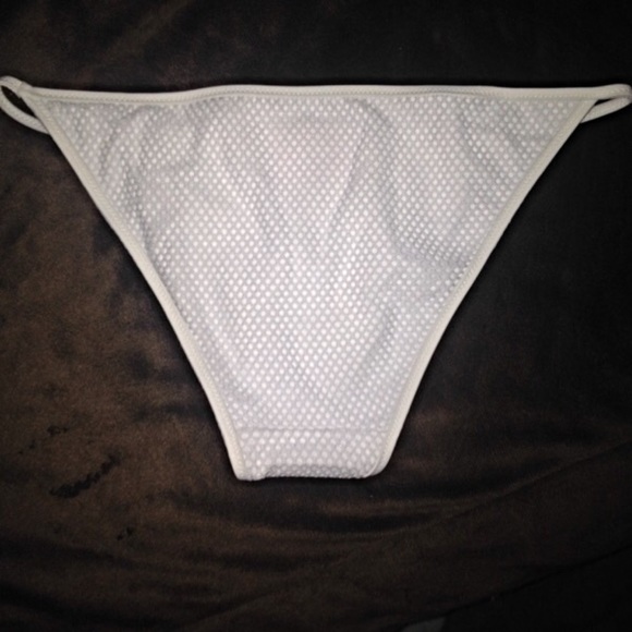 VS WHITE mesh itsy bikini bottoms (M) - Picture 3 of 4