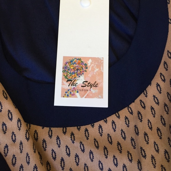 Romper - Picture 2 of 4