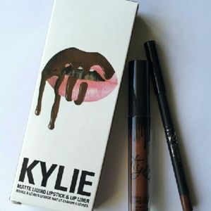 Kylie lipkit true brown
