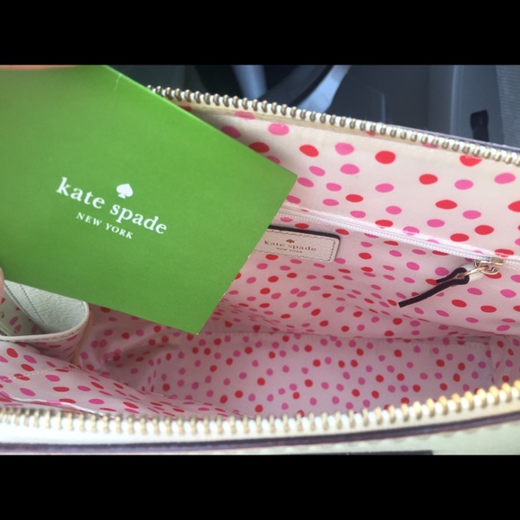 Kate spade purse - Picture 1 of 3