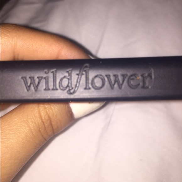 Wildflower Case - Picture 3 of 4
