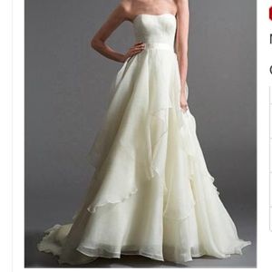 Brand new Sweetheart A-Line Ivory Wedding Dress