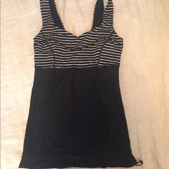 Lululemon tank