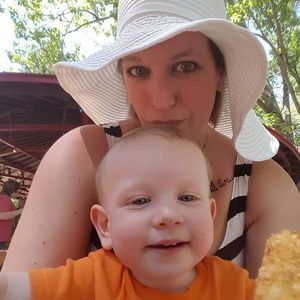 Meet your Posher, Melissa