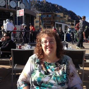 Meet your Posher, Laryn