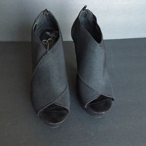 🎉FINAL PRICE 🎉 Jessica Simpson Platform Shoes