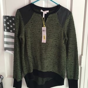 Bcbg sweater NEW