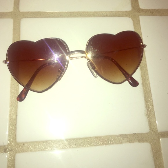 American Eagle heart sunglasses