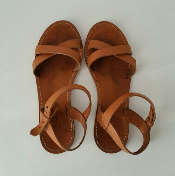 criss cross leather sandals