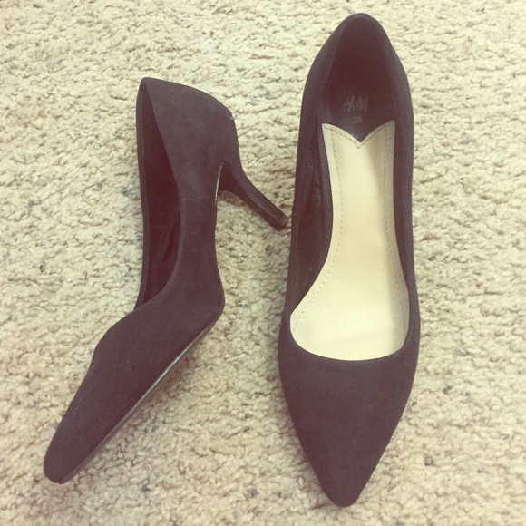 Black suede heels