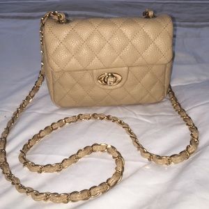 Tan non-branded crossbody purse