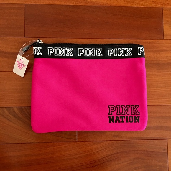 VS Pink Pouch