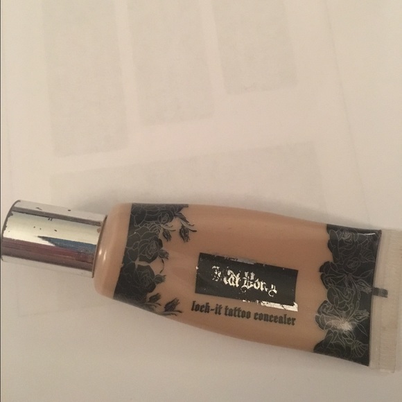 Kat Von D concealer