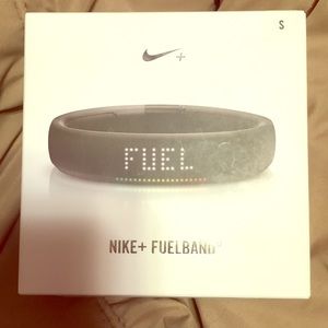 Black Nike fuel band in a size small