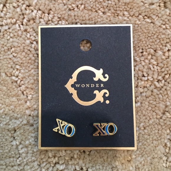 C Wonder Earrings - Picture 1 of 1