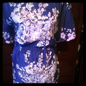 A flower short Express dress