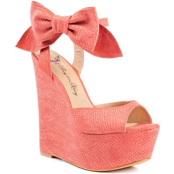 Penny Loves Kenny Dwight Wedges