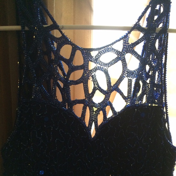 Prom dress - Picture 1 of 3