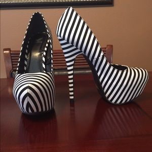 Black & White Striped Stillettos