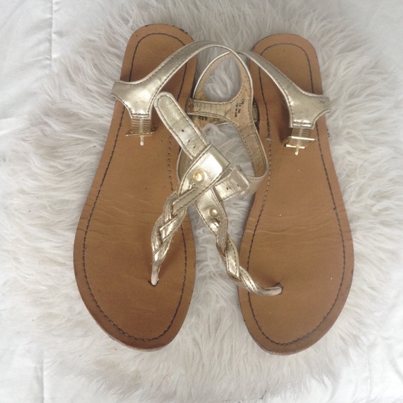 Shimmery Gold Sandals✨