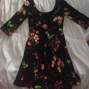 Flower Lush Dress - NWOT
