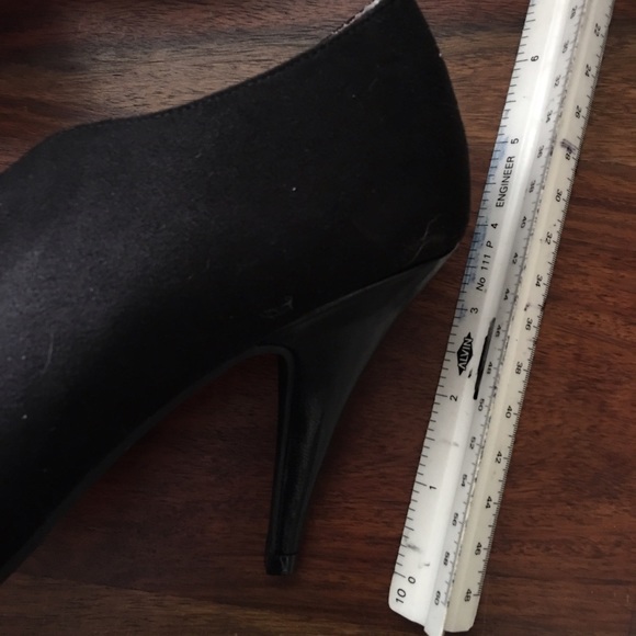 Peep Toe Heel - Picture 4 of 4