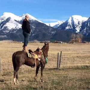 Meet your Posher, Faith