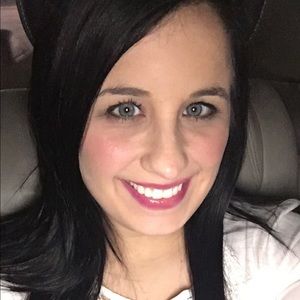 Meet your Posher, Whitney