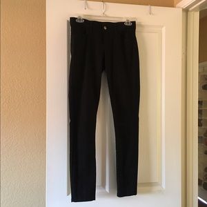 Black skinny jeans