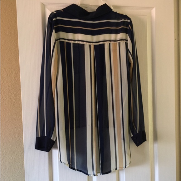 High low pattern blouse - Picture 4 of 4