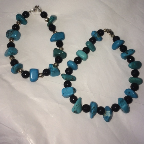 Handmade Turquoise Stone black round bead bracelet