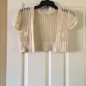 Beige short sleeve jacket