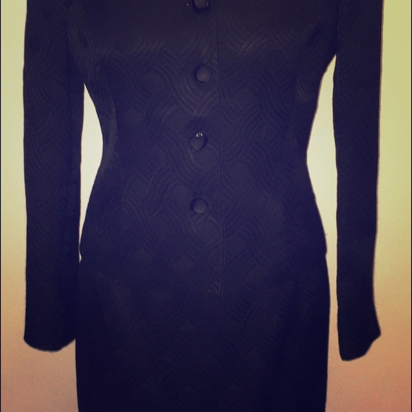 Kasper black skirt suit Sz 4.