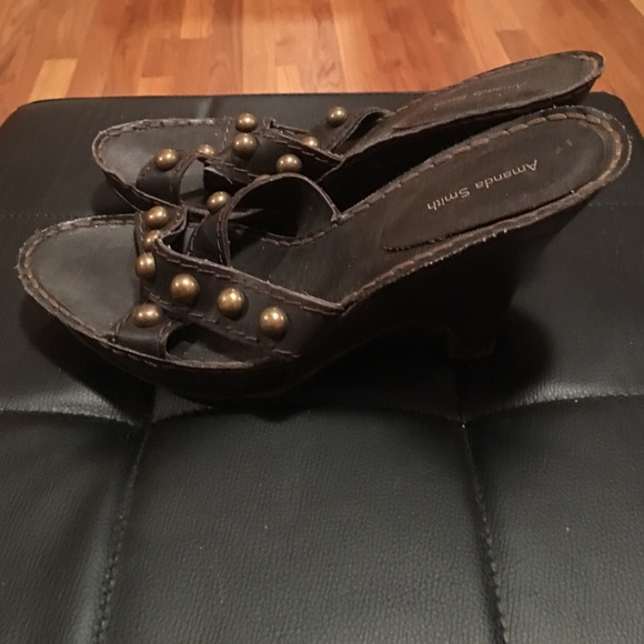 Amanda Smith Heels - Picture 2 of 2