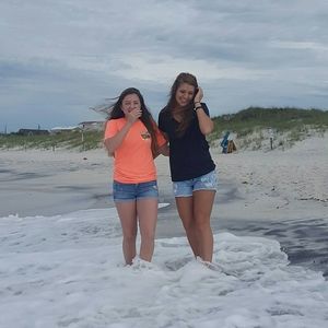 Meet your Posher, Addison