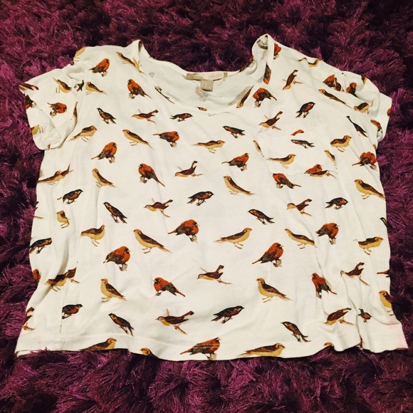 Forever 21 Tops - White bird pocket t-shirt 🌻🌵