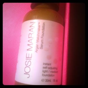 Josie Maran foundation