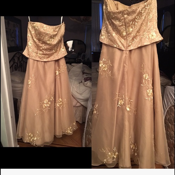 Mother of the bride dress - Picture 1 of 2