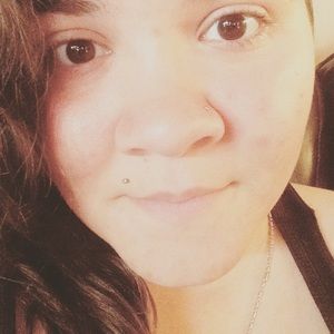 Meet your Posher, Adrianna