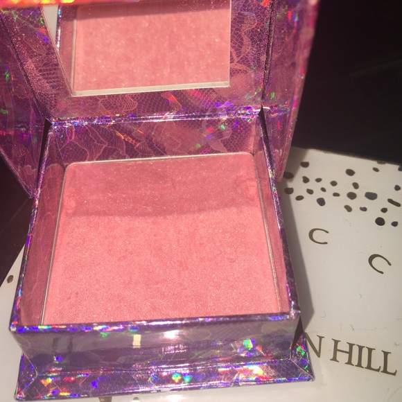 Benefit Bella Bamba blush traded - Picture 2 of 3