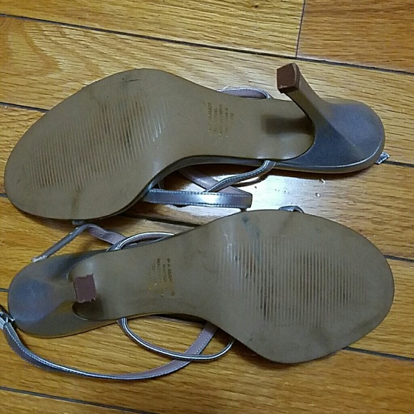 Victoria Secret/ Collin Stuart - Picture 3 of 4