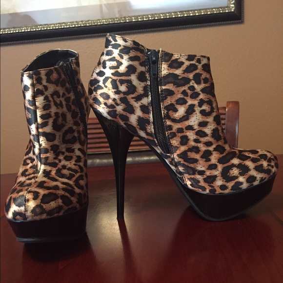 Leopard Print Black Stiletto Booties