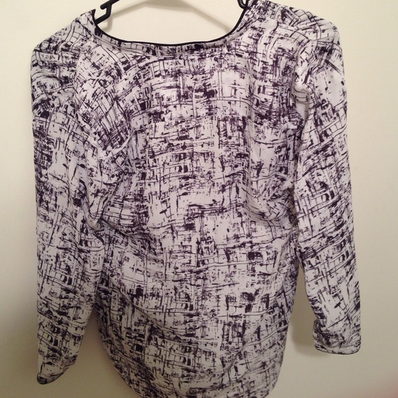 H&M blouse - Picture 3 of 3