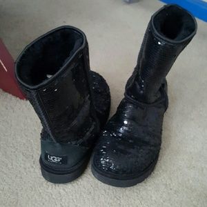 **SALE** Sequin Uggs!!