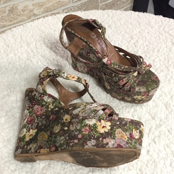 •SOLD• Jeffery Campbell Floral Wedges - Picture 3 of 4