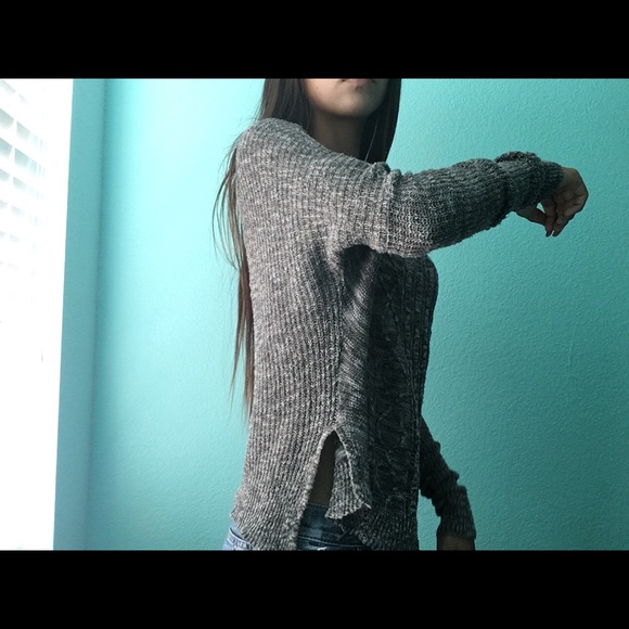 Grey knit sweater - Picture 2 of 4